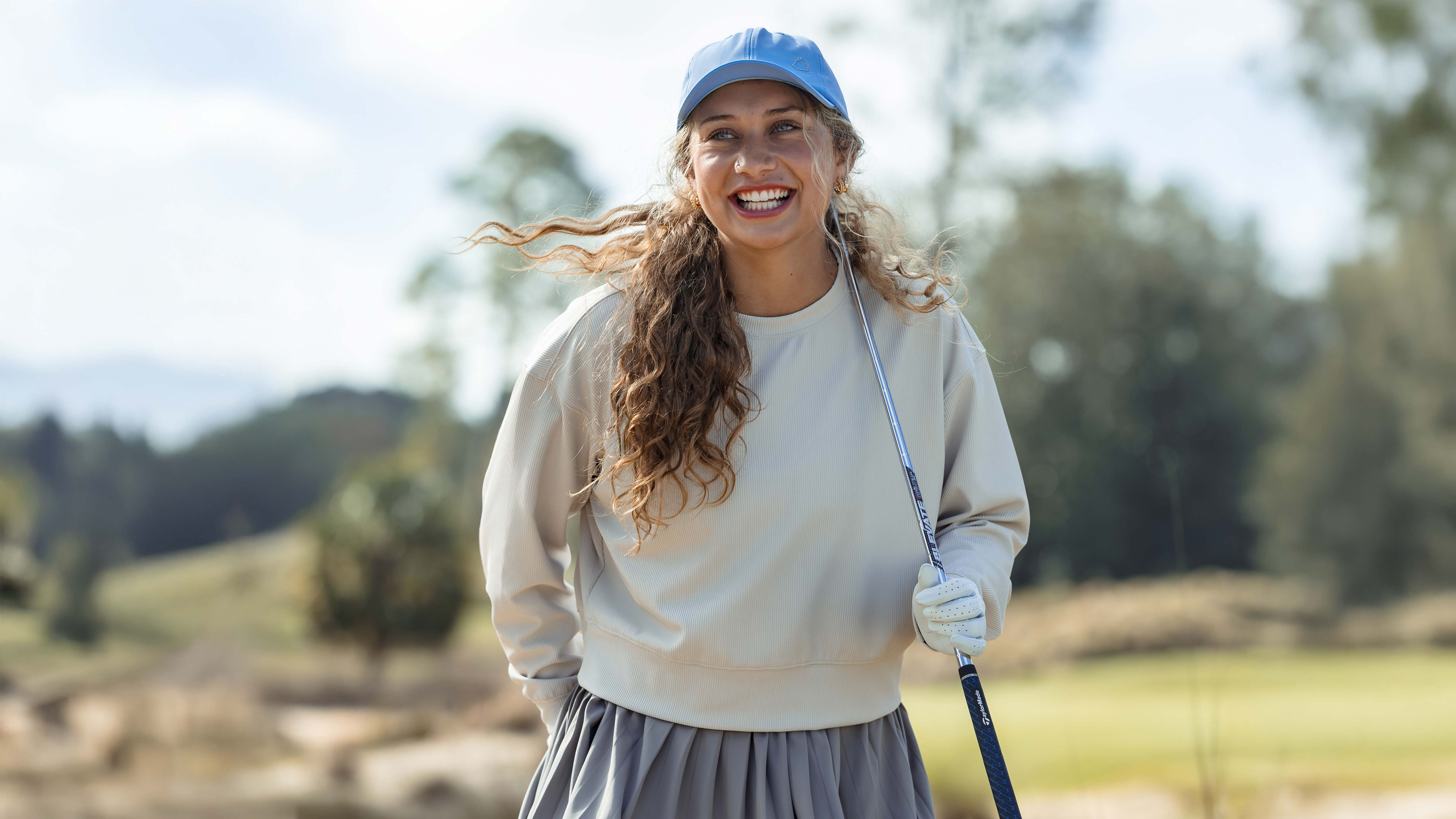WOMEN'S OUTERWEAR